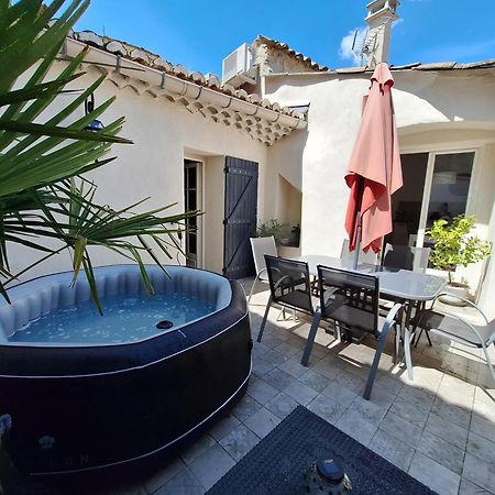 La Bonbonniere Gite De Charme Avec Jacuzzi Malaucène 외부 사진